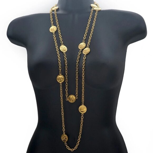 CHANEL CC Logos Coin charm 1980's Vintage long Necklace 70" Gold Tone Auth - Picture 2 of 7